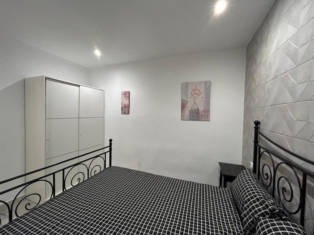 Costa Brava Apartments بالافروجيل المظهر الخارجي الصورة