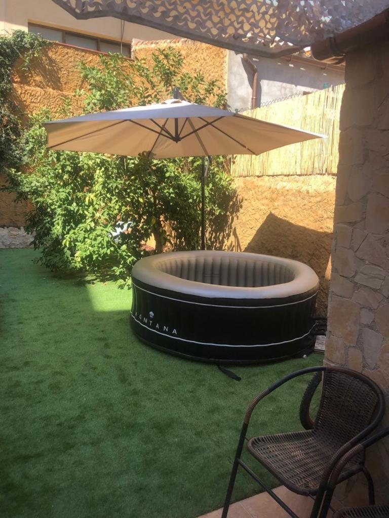 Costa Brava Apartments بالافروجيل المظهر الخارجي الصورة